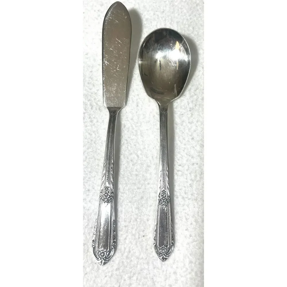 Vintage Wm Rogers IS 1937 Cotillion Pattern Silverplate Flatware 40 Assorted Pcs